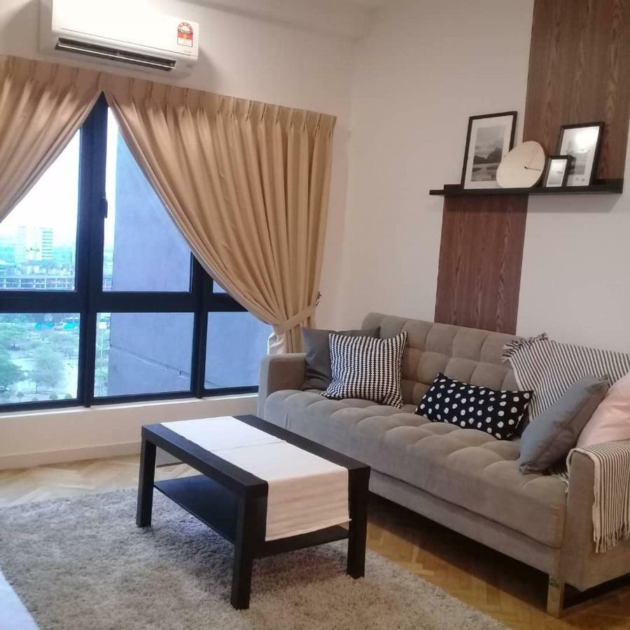 Adore Homestay@Emira Seksyen 13 Shah Alam, Msu, Stadium, Aeon Mall Dış mekan fotoğraf